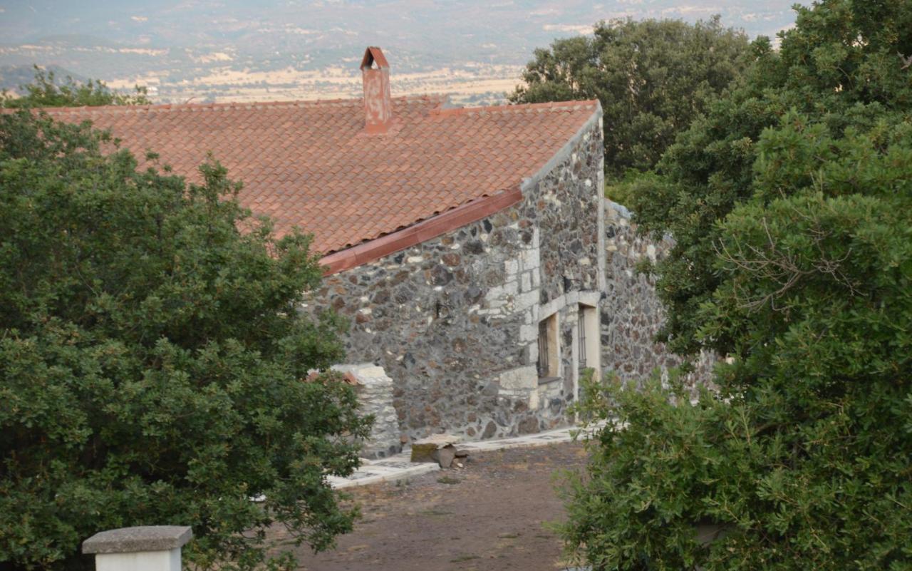 Su Montiju De Sa Falada Manna Cheremule Exteriér fotografie